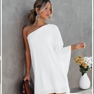 Side to Side One Shoulder Statement Dress White Small
